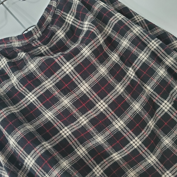 Skirt - Picture 2 of 2